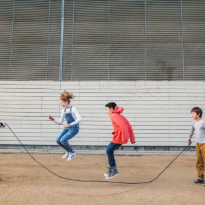 Me&Mine | Corde à sauter Playground - Jouet pour enfants.