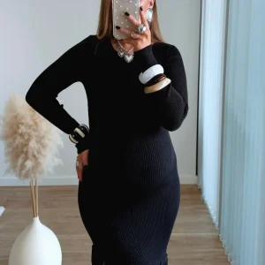 WENDY - Robe longue de grossesse côtelée noire à franges